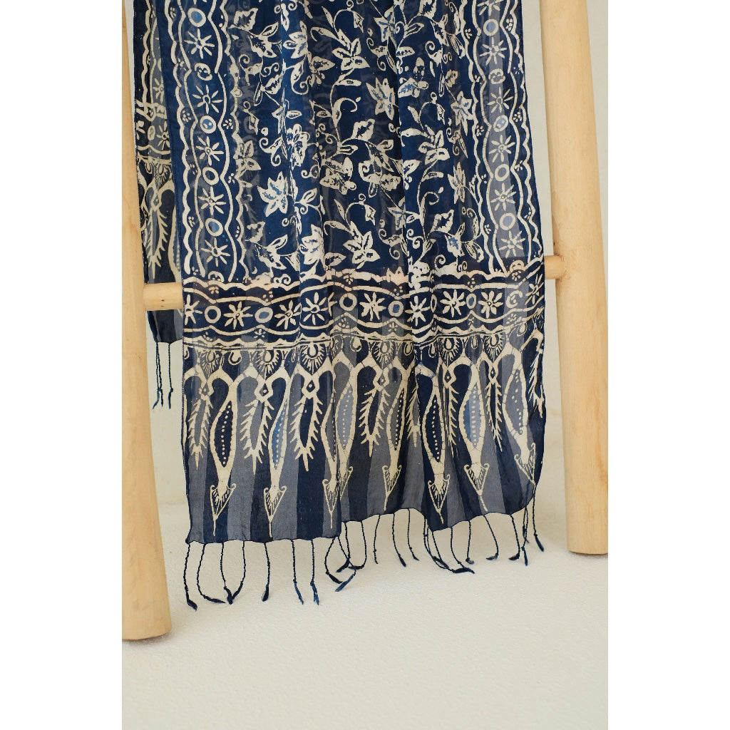 Syal Batik Sutra Daun Bintang in Blue - 55