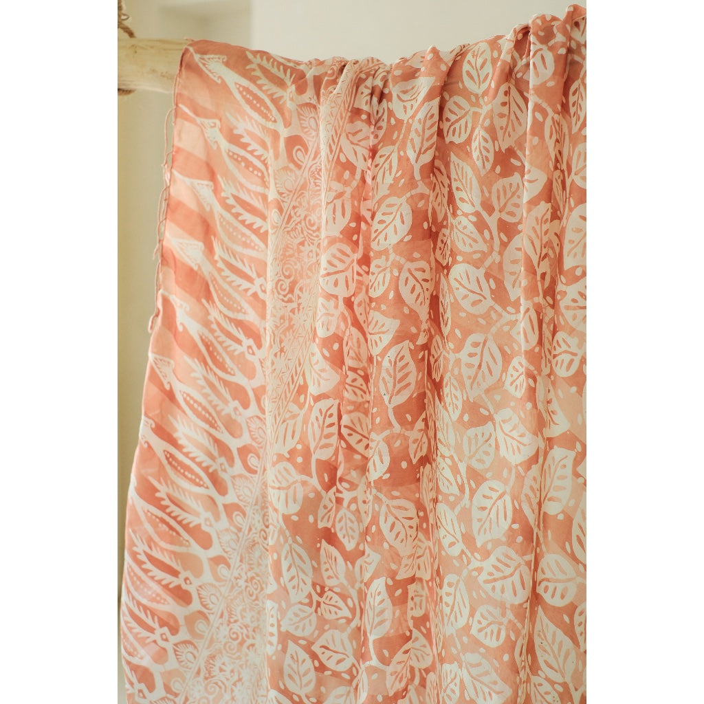 Calathea in Cream - Selendang Sutra Batik