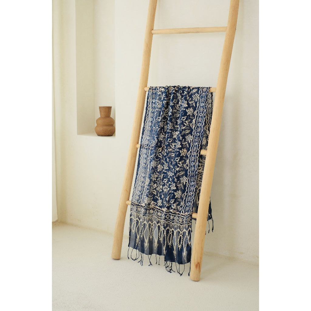 Syal Batik Sutra Daun Bintang in Blue - 55