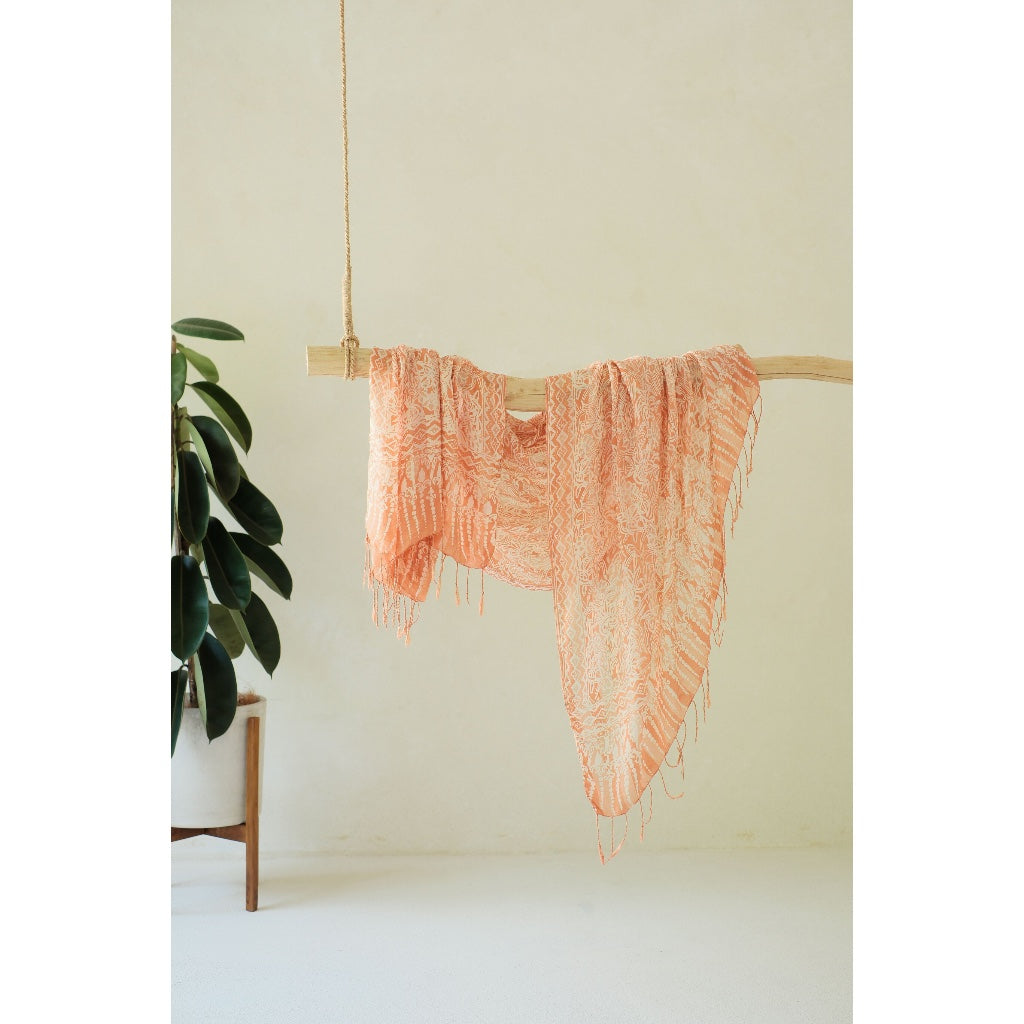 Nori in Cream - Selendang Sutra Batik