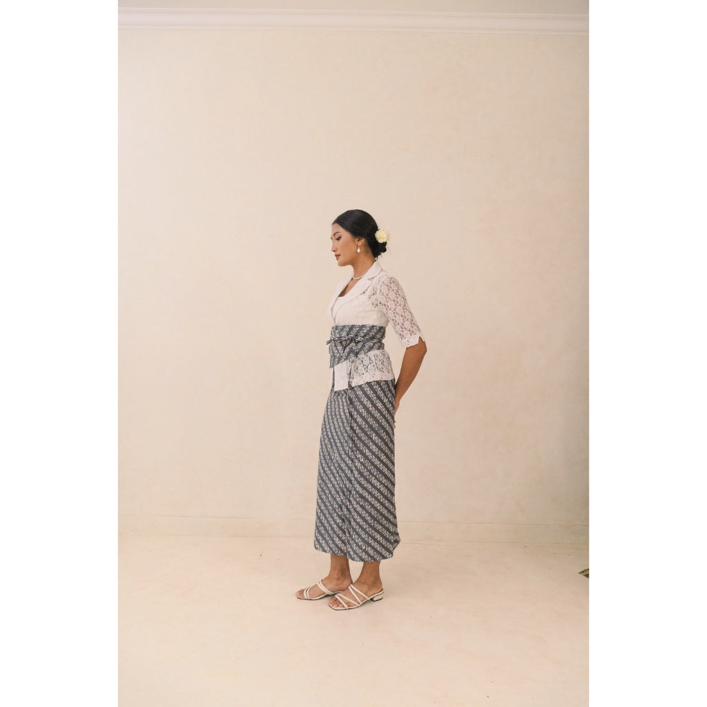 Tiara in Black - Obi Belt Batik