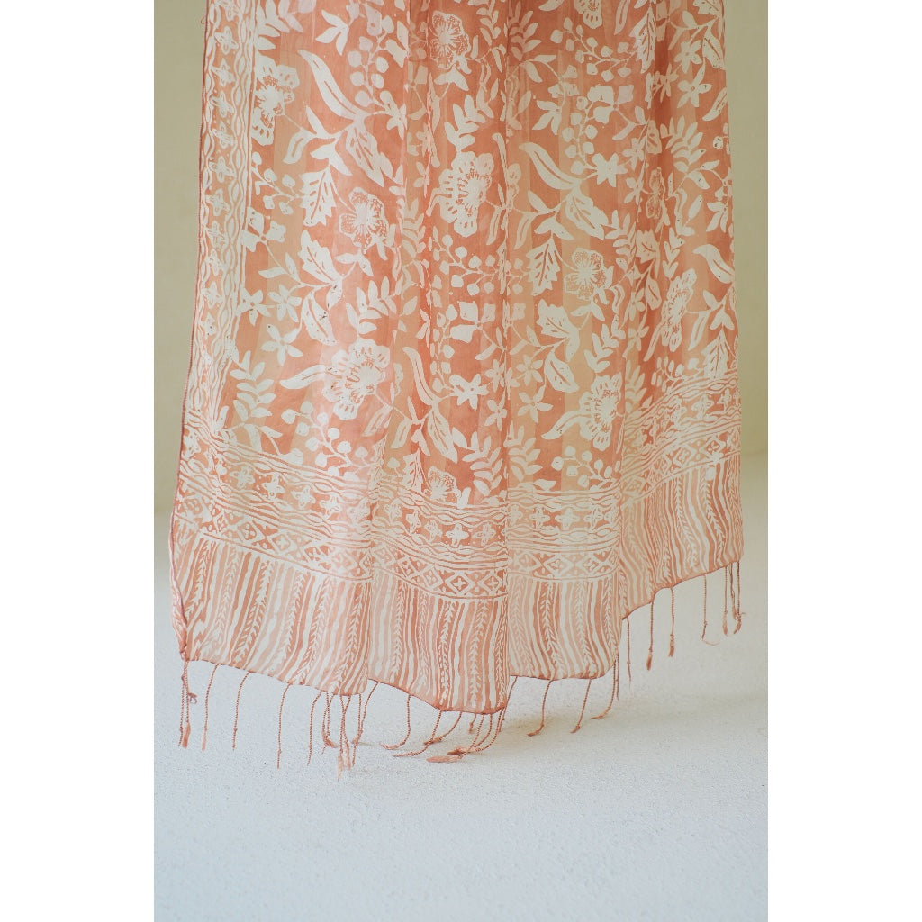 Daun Rambat in Cream - Selendang Sutra Batik