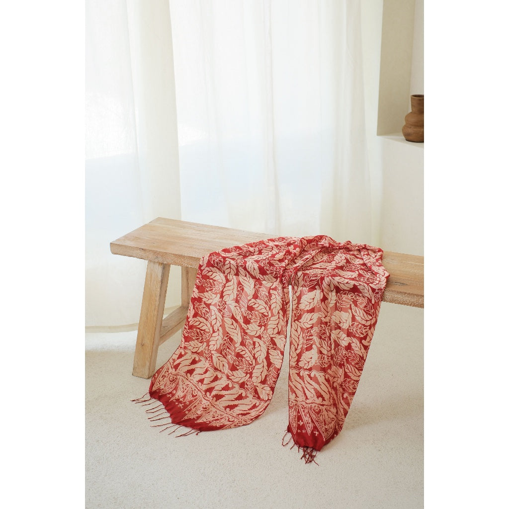 Daun Sayap in Red - Syal Batik Sutra - 45