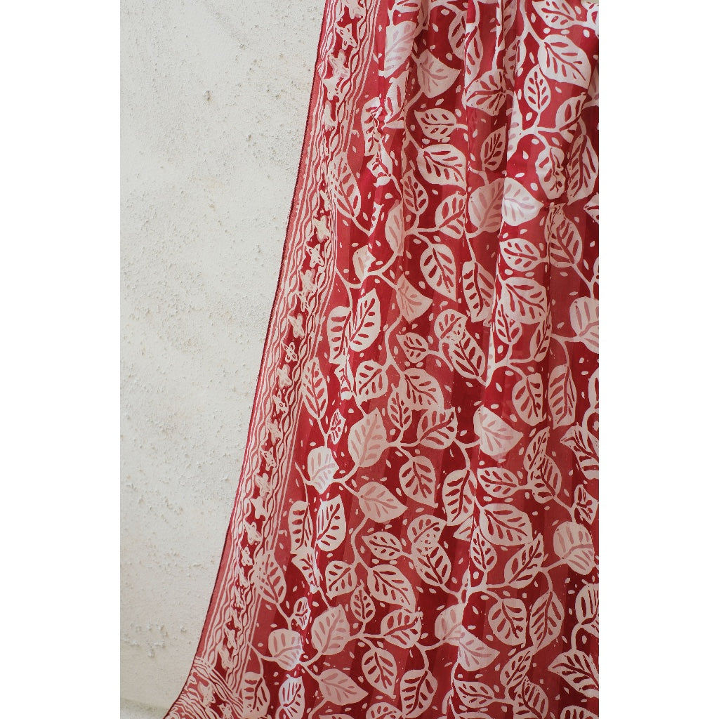 Syal Batik Sutra Calathea in Red - 55