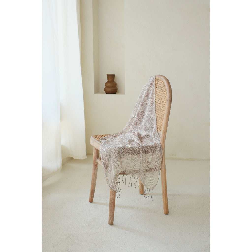 Syal Batik Sutra Kaca Piring in Grey - 55