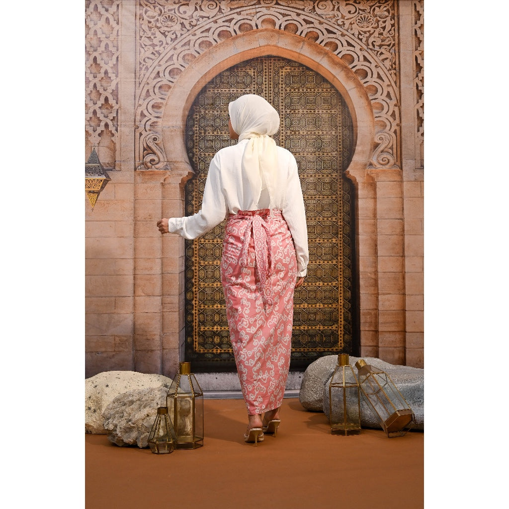 Freya in Pink - Rok Lilit Batik Kawung