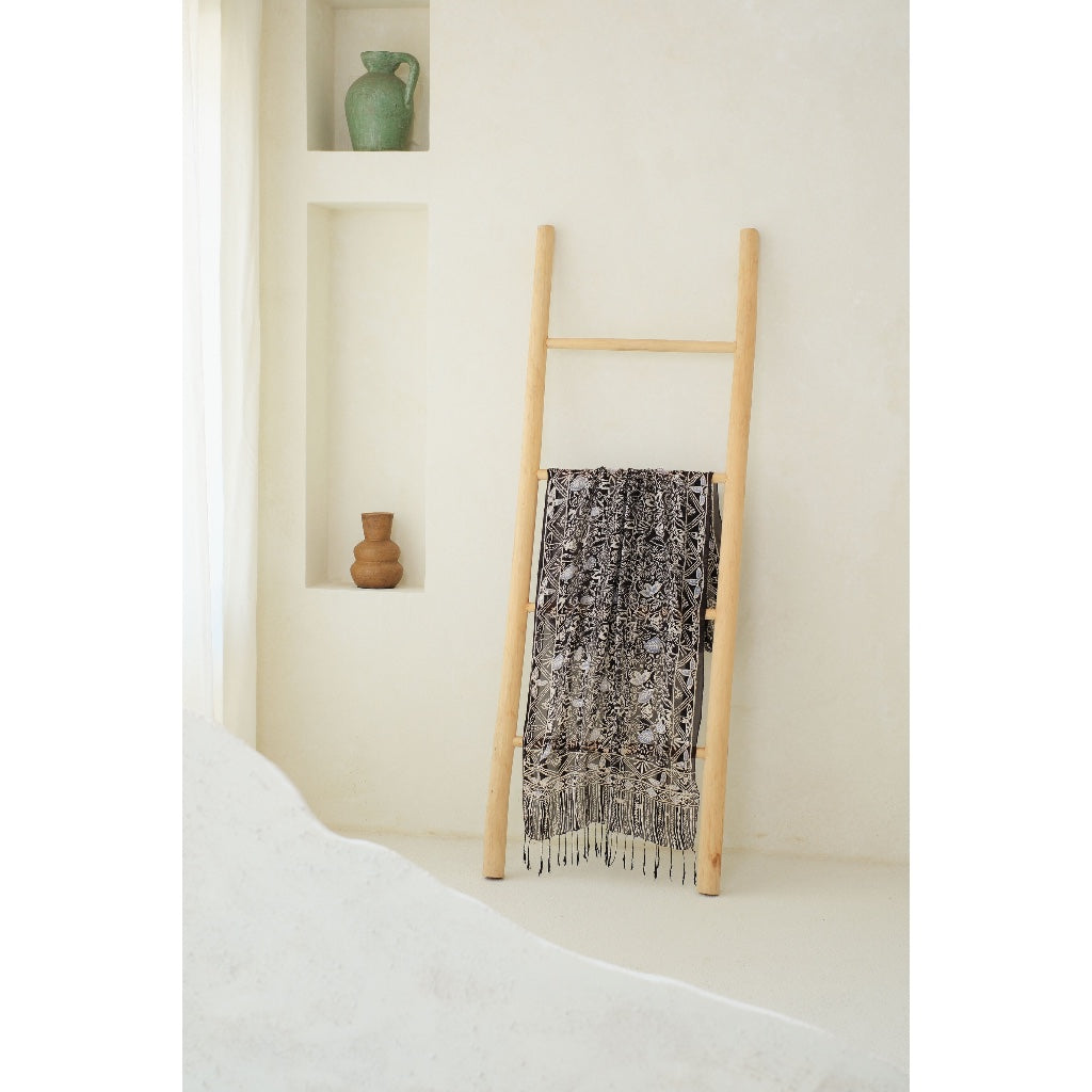 Syal Batik Sutra Peacock in Black - 55