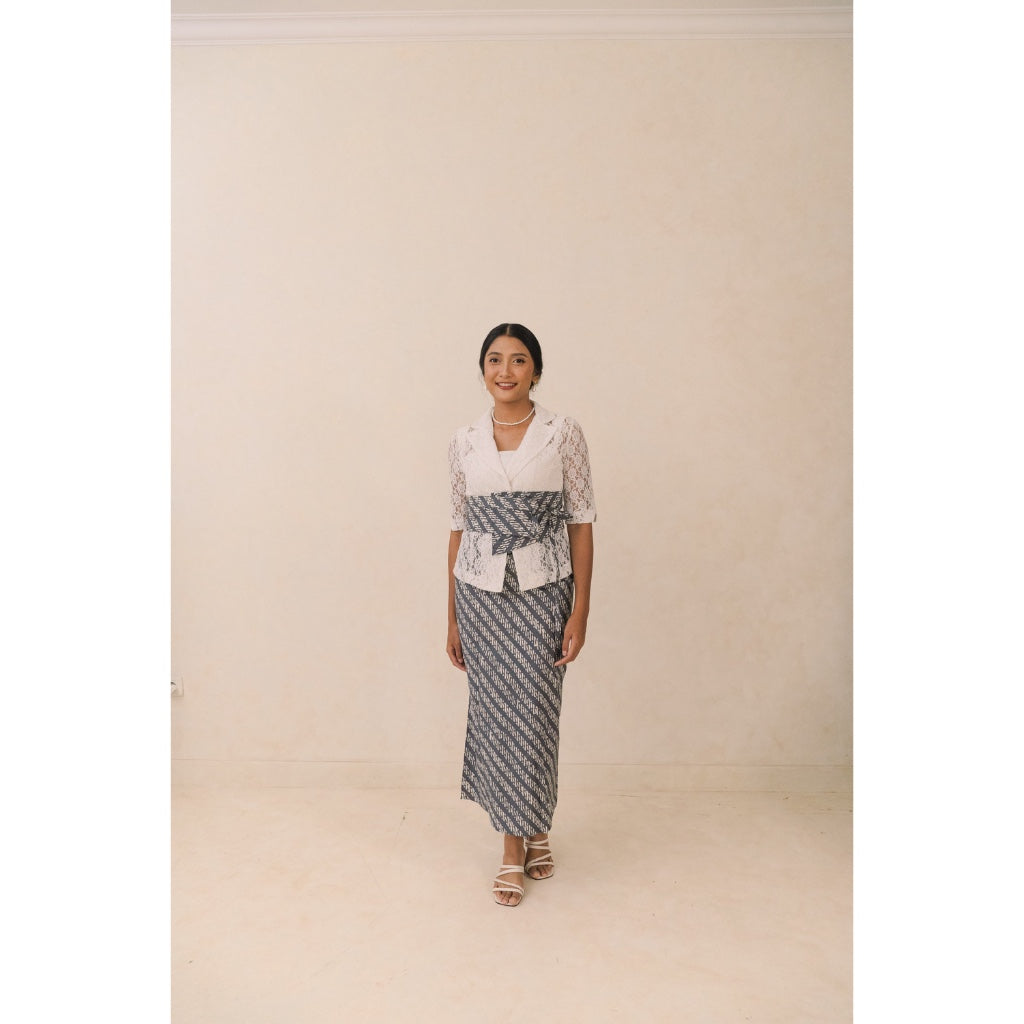 Tiara in Black - Obi Belt Batik