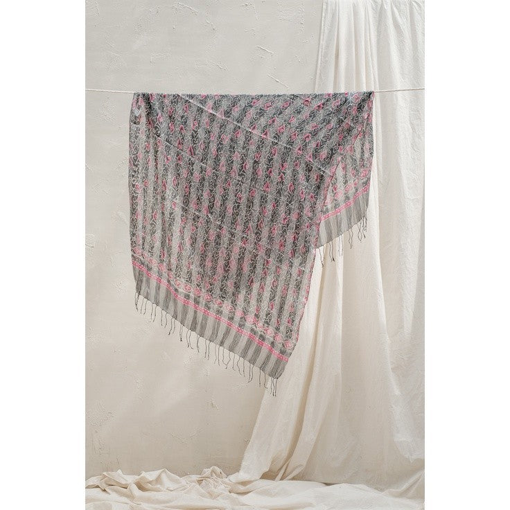 Selendang Batik Sutra Grey 02