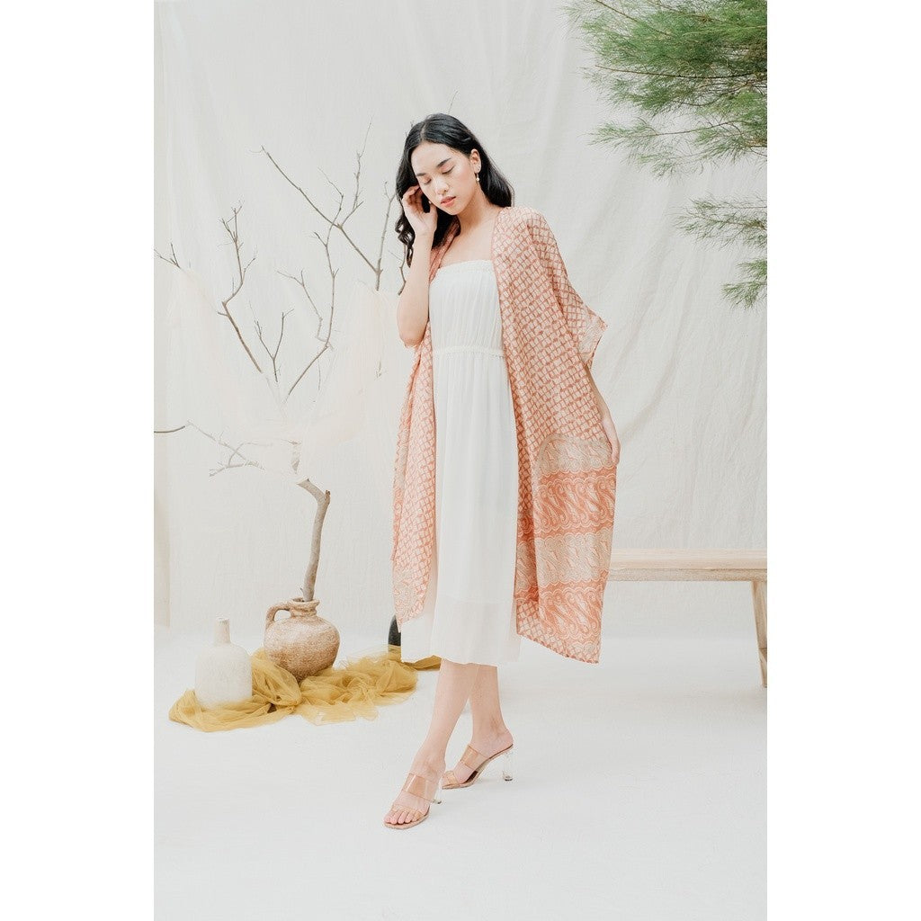 Kirana 57 Outer Kaftan Batik