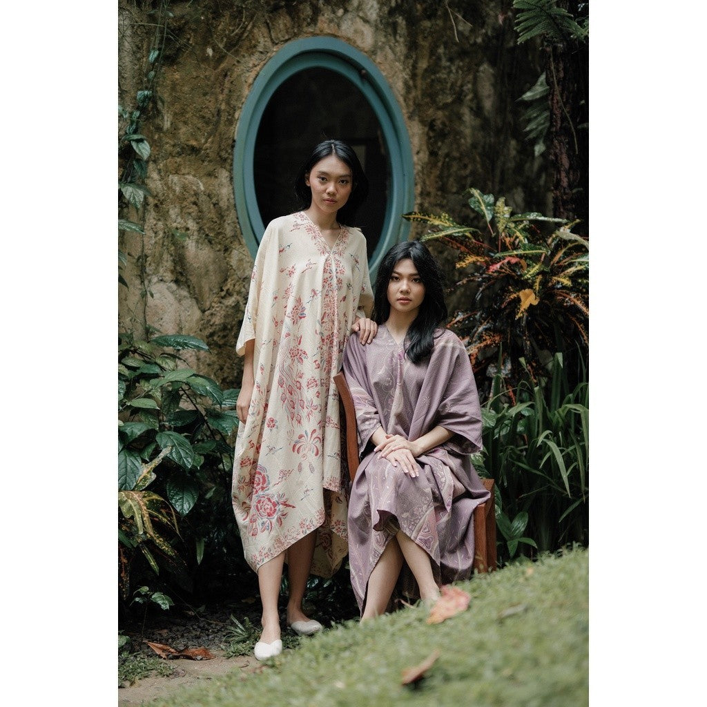Amira Kaftan Dress Batik 18