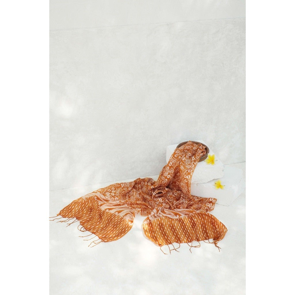 Syal Batik Sutra Daun Kopi - Gold - 45