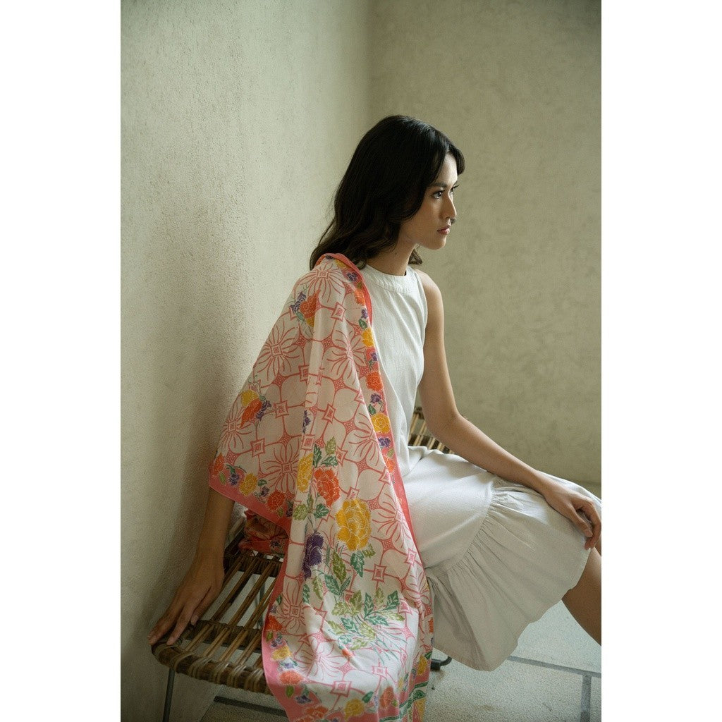 Selendang Batik Encim Kawung Pink