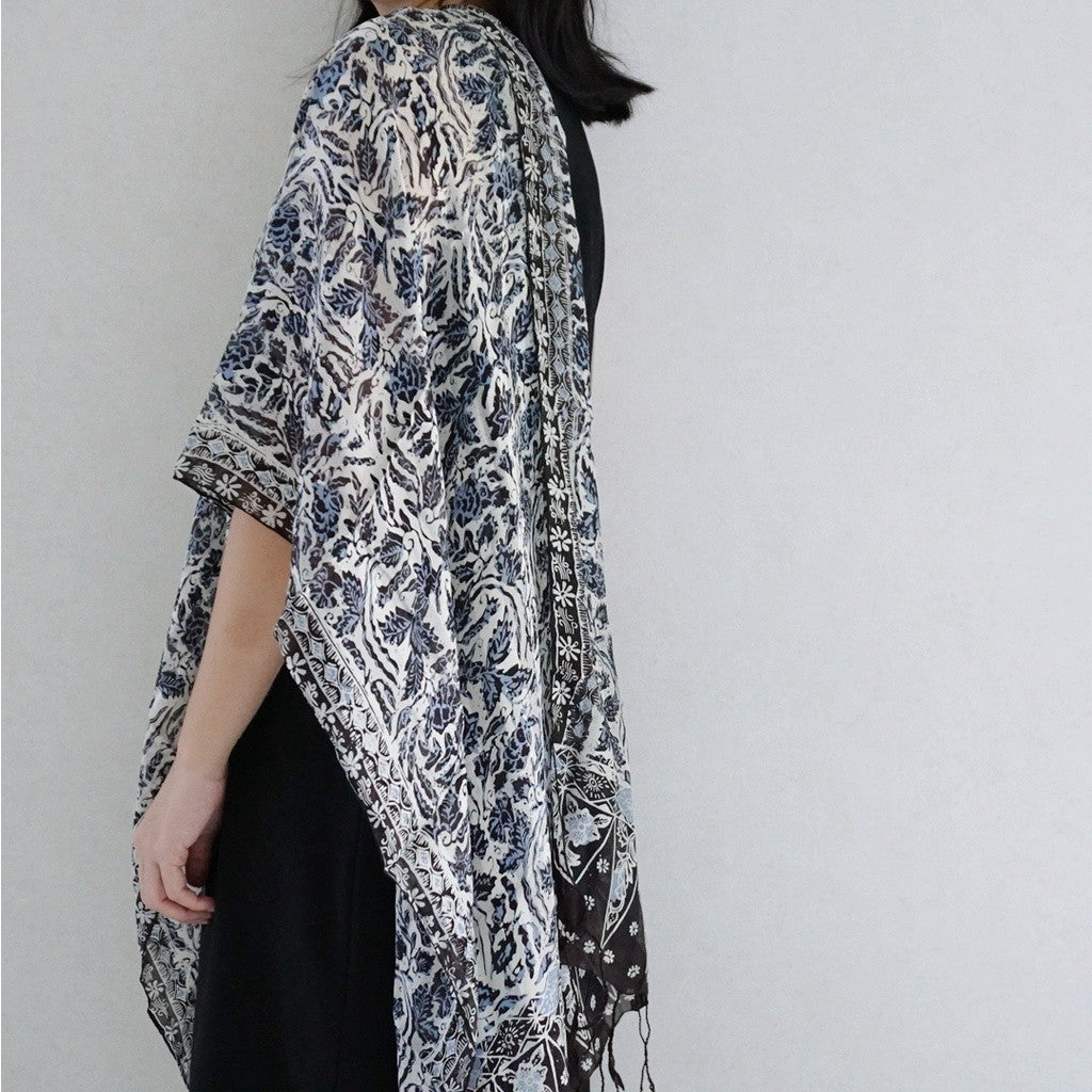 Syal Batik Sutra Black-Blue 01