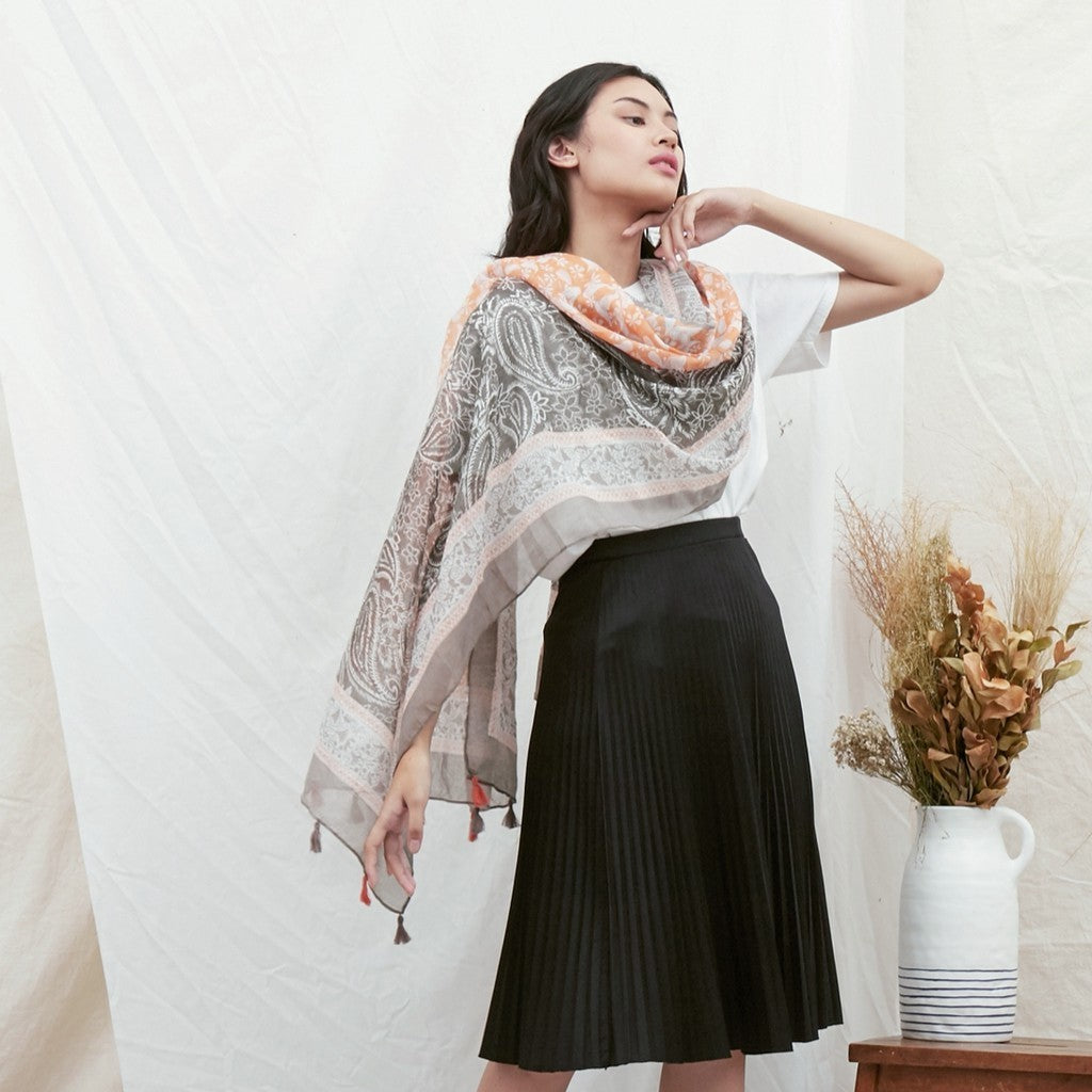Laksmi in Brown Shawl