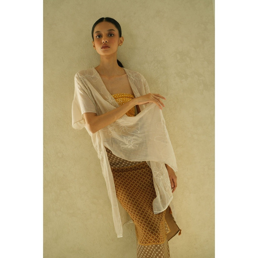 (DEFECT SALE) - Dyta Cream Outer