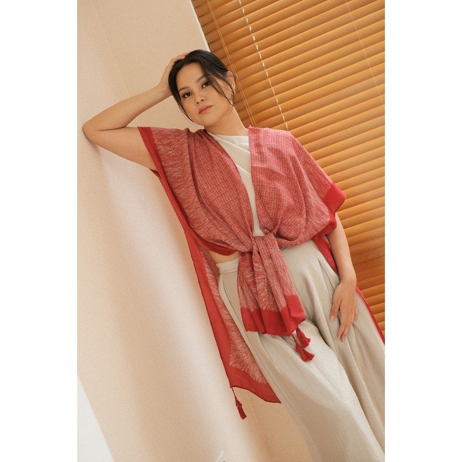 Juri Outer in Red