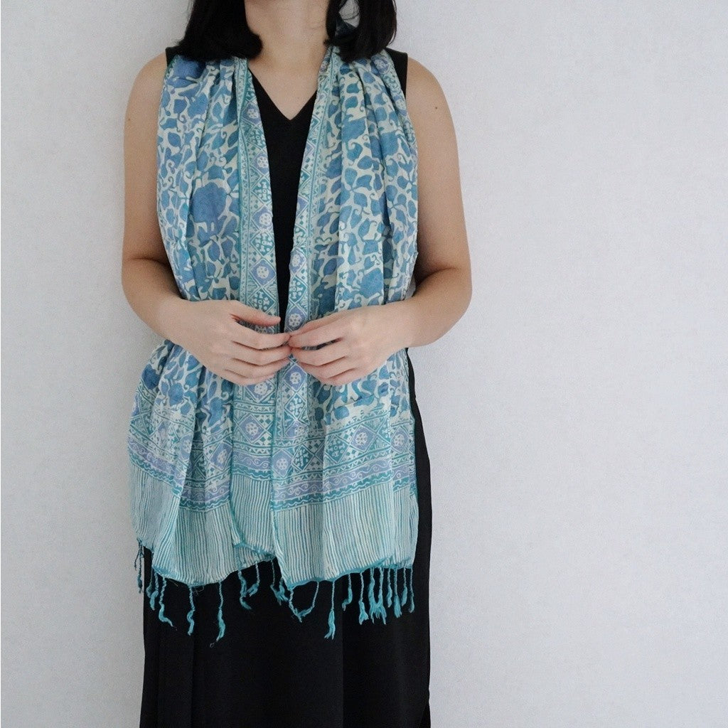 Syal Batik Sutra Tosca 04