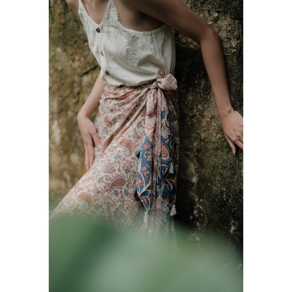 (DEFECT SALE) - Zaria Blue Shawl / Selendang Batik