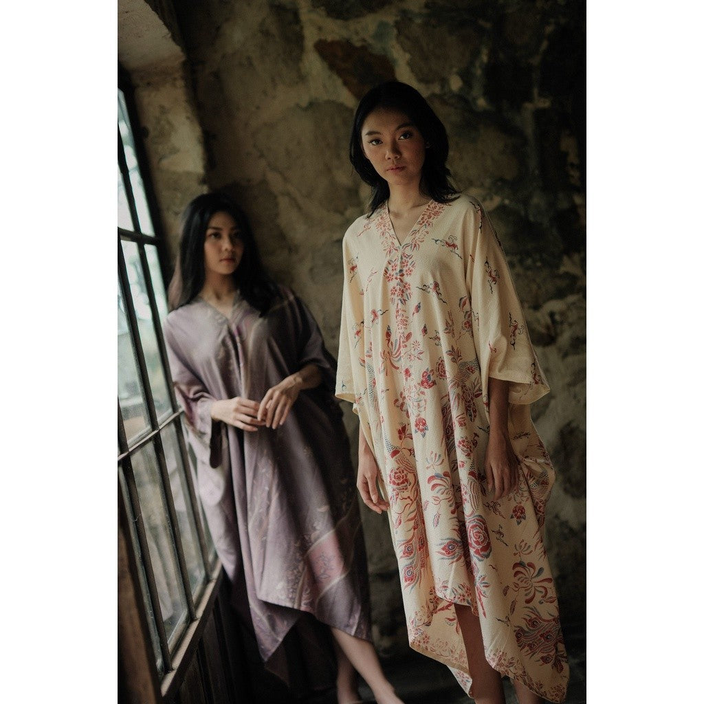 Amira Kaftan Dress Batik 18