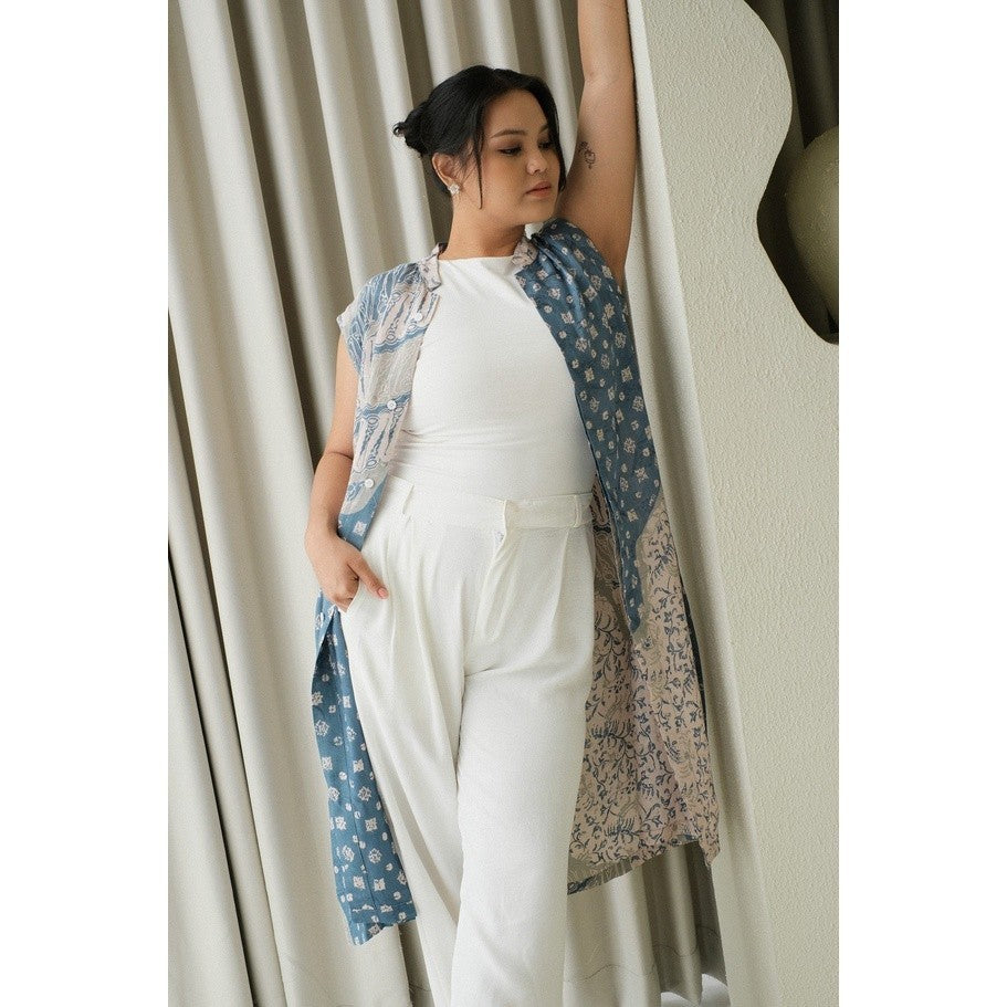 Talitha Tunik in Light Blue - Dress Outer Batik
