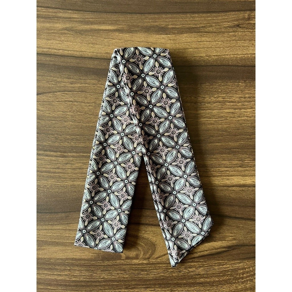 Anisa in Black-Blue - Twili Pita Syal