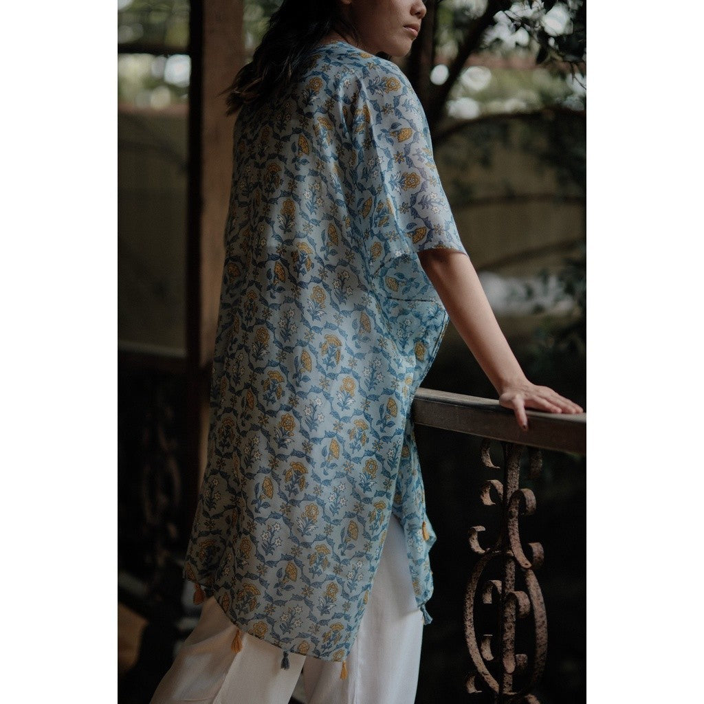 Savi Outer