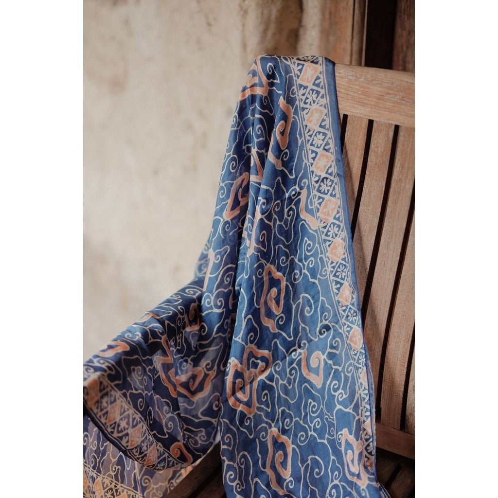 Syal Batik Sutra Blue MM