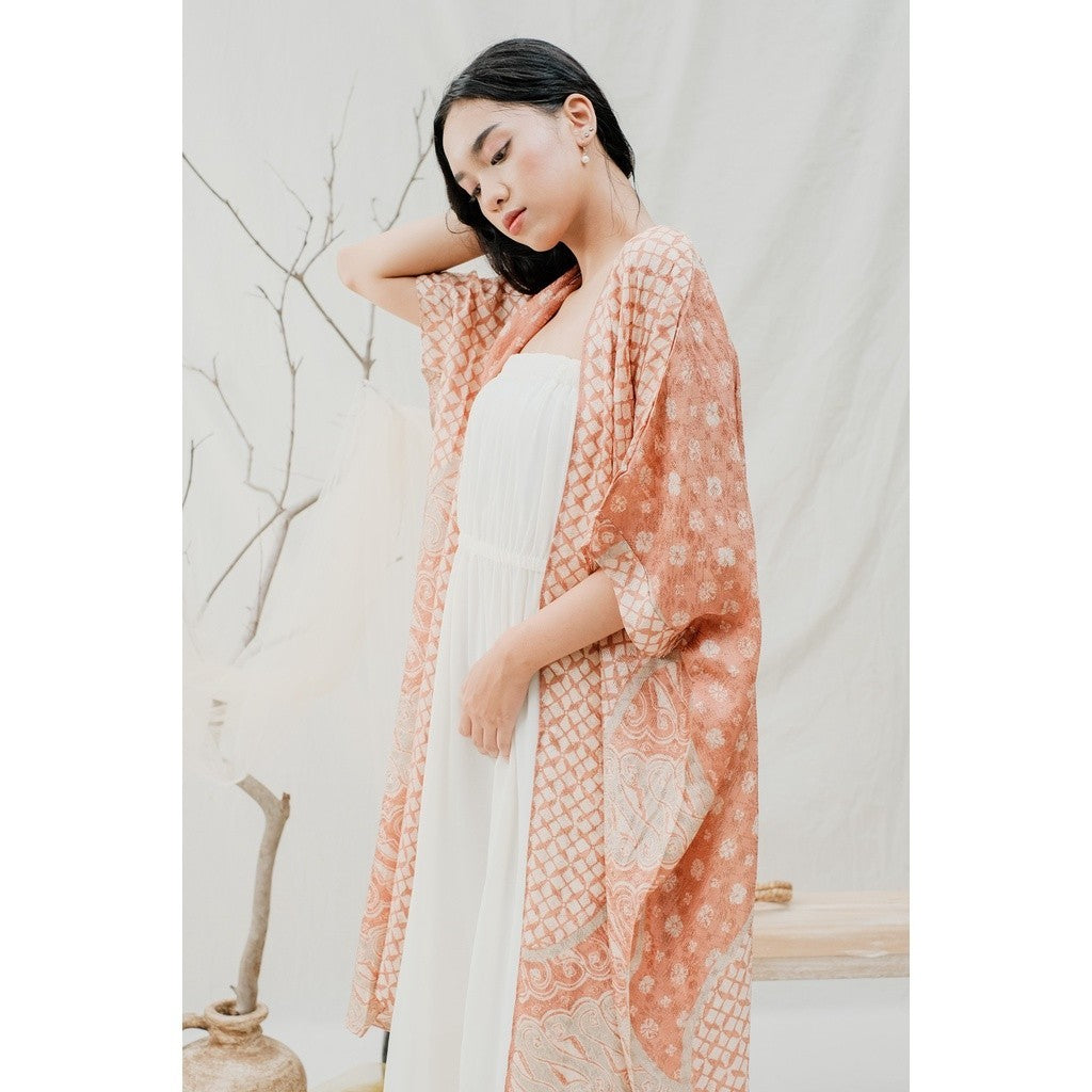 Kirana 57 Outer Kaftan Batik