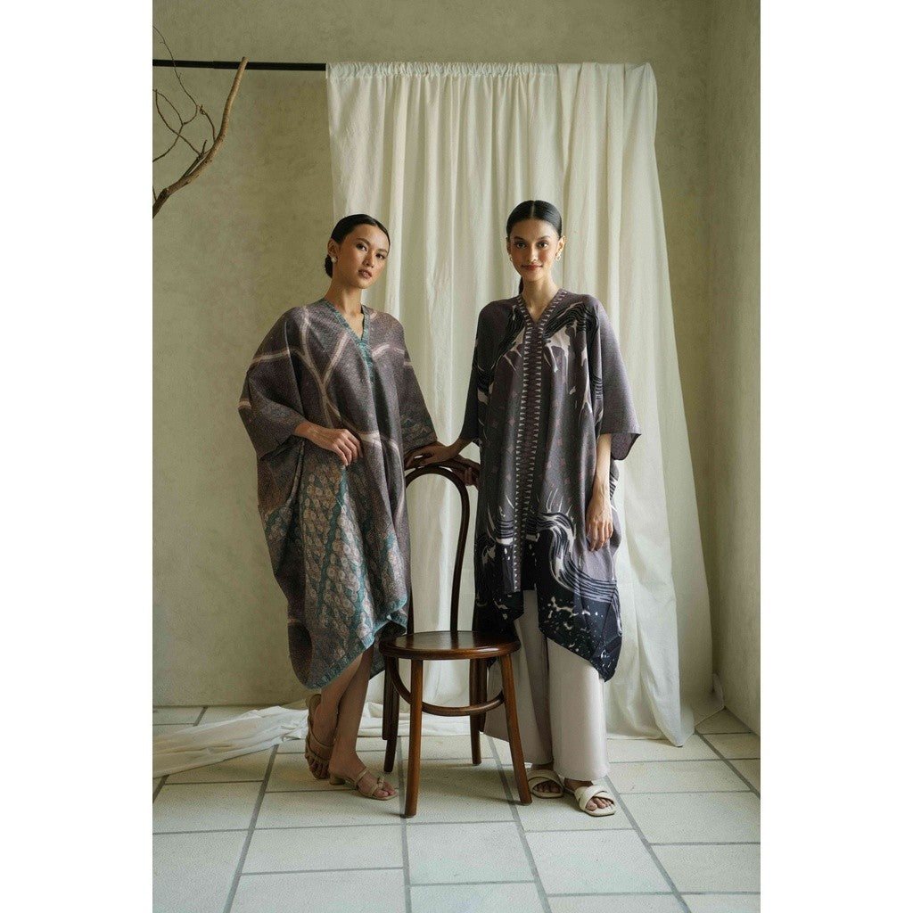 Amira Kaftan Dress Batik 19
