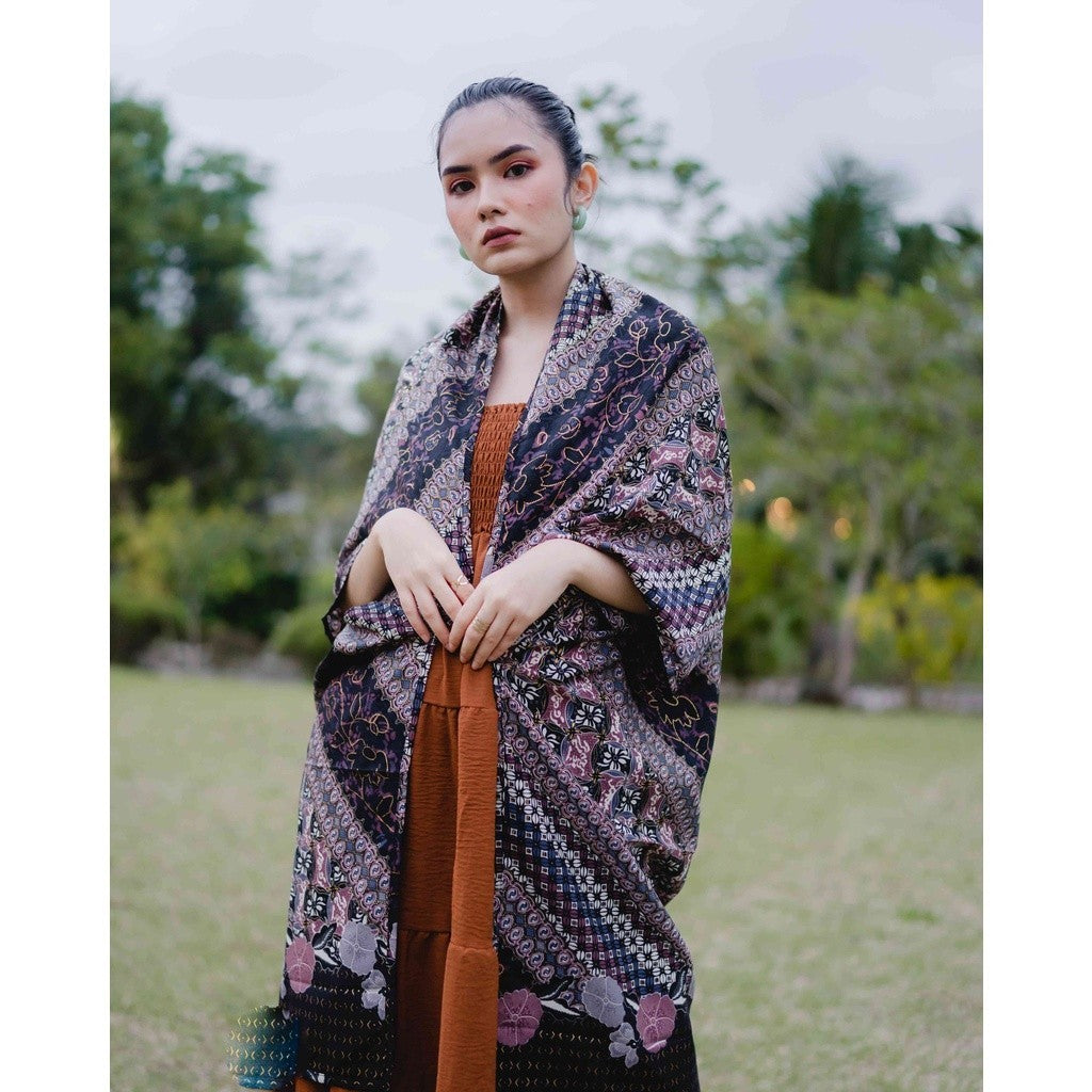 Nisa Batik Outer