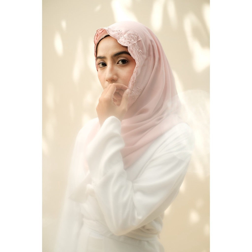 Embroidery Hijab Shawl - Flora - Blush Pink