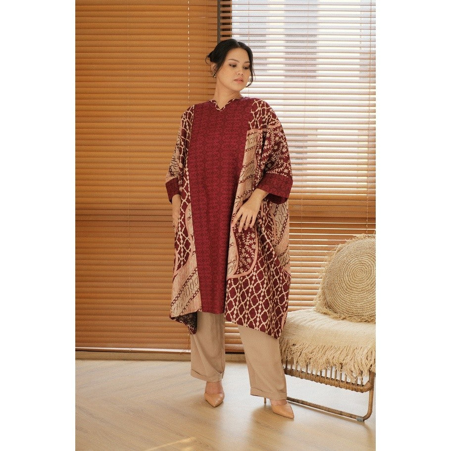 Kaiyana Kaftan Batik Dress - Maroon