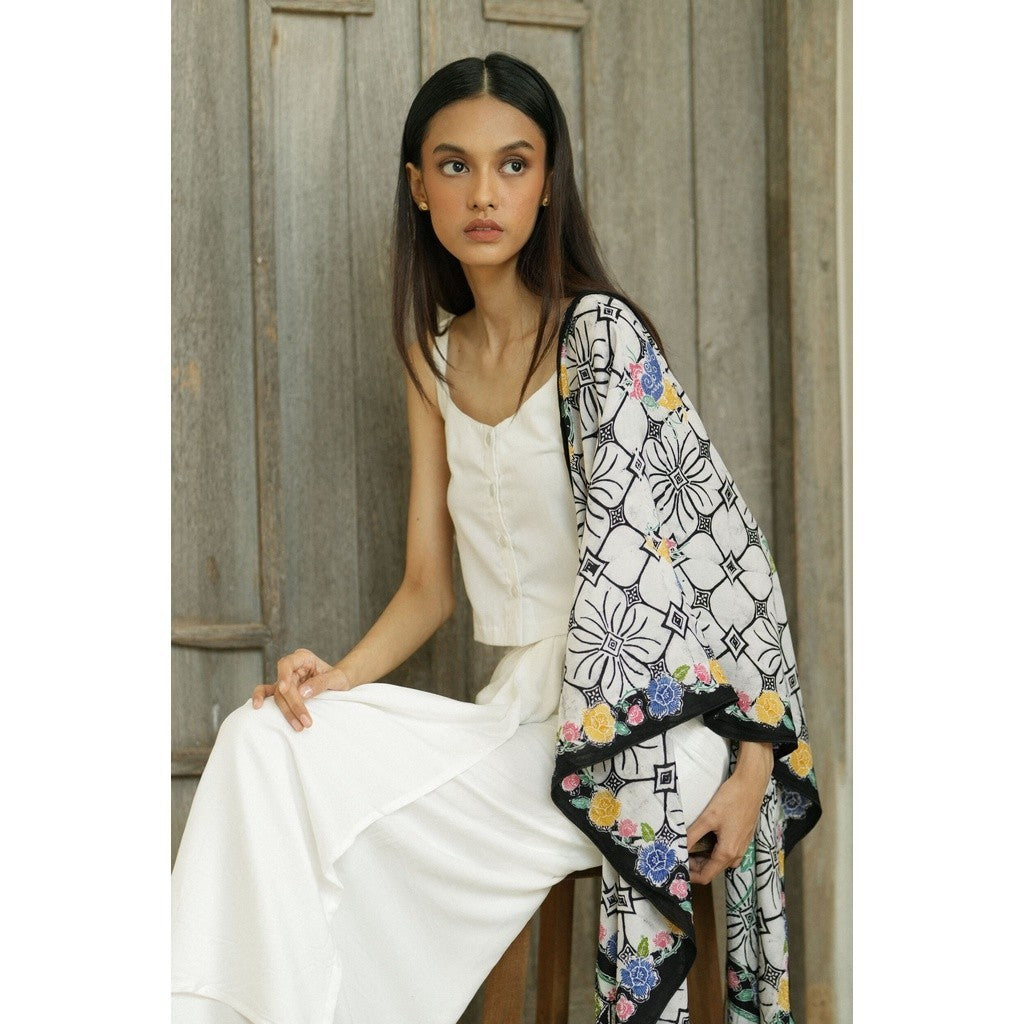 Selendang Batik Encim Kawung Black