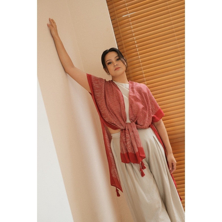 Juri Outer in Red