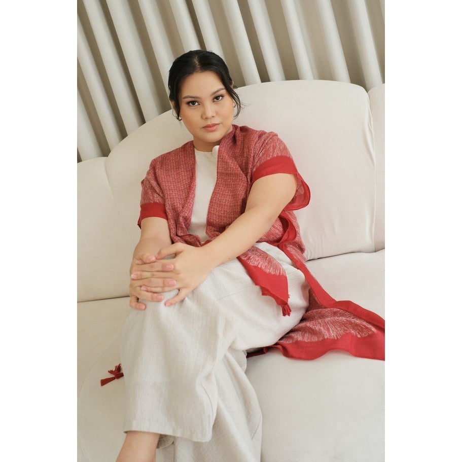 Juri Outer in Red