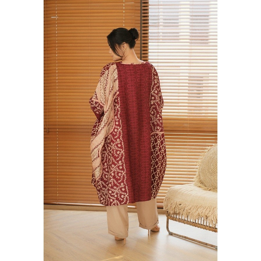 Kaiyana Kaftan Batik Dress - Maroon