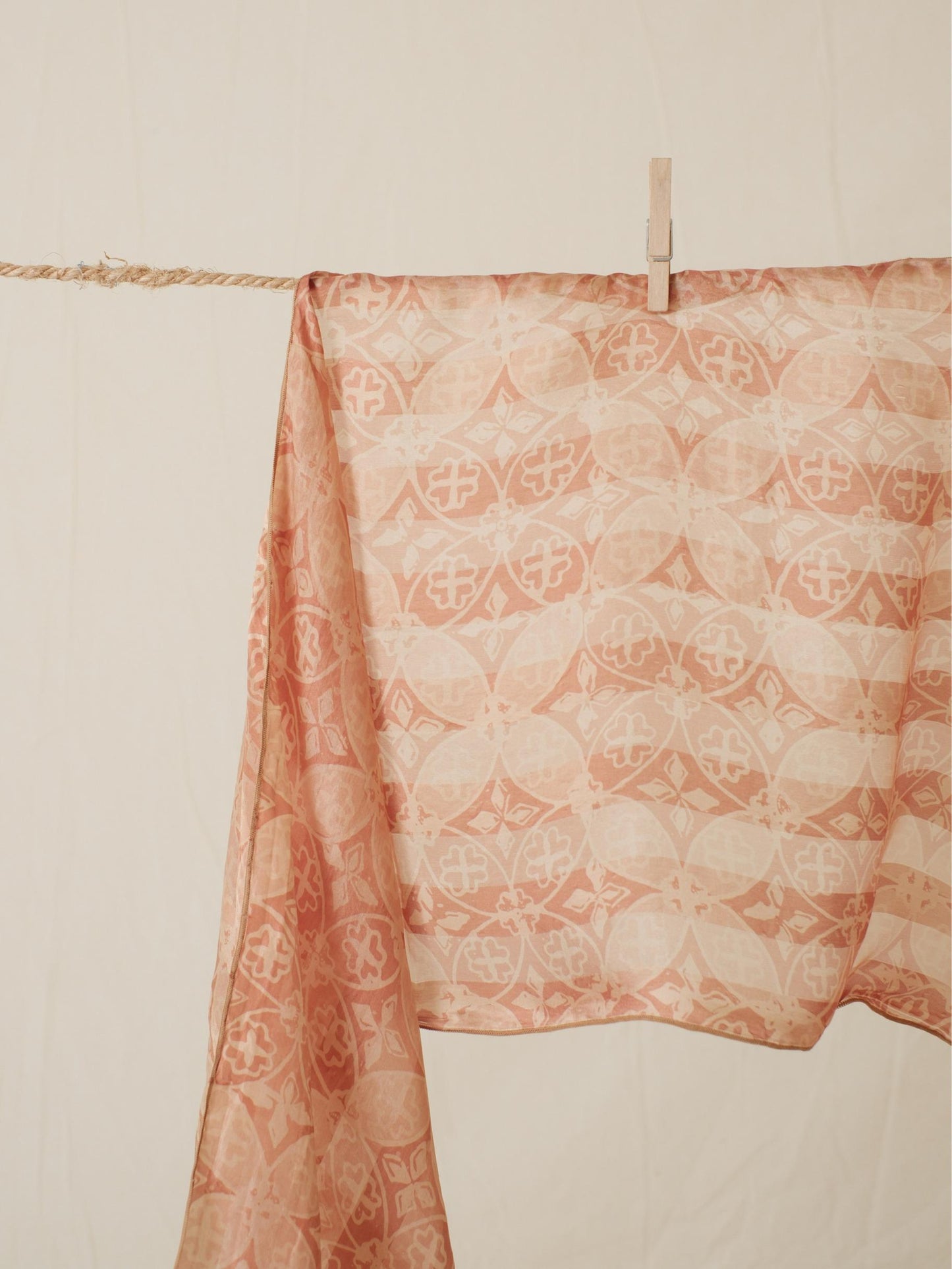 Syal Batik Sutra - Kawung - Cream - 35