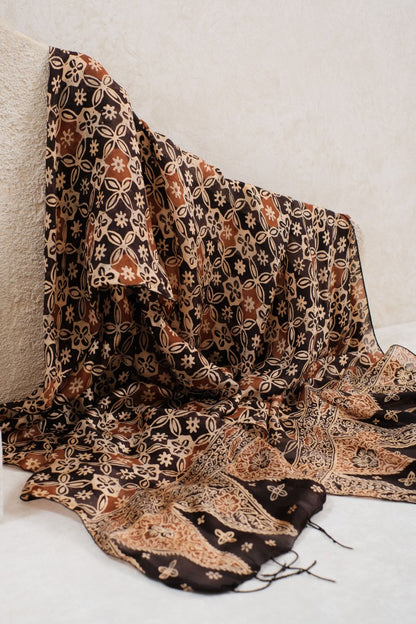 Syal Batik Sutra Kawung Bunga - Brown - 45