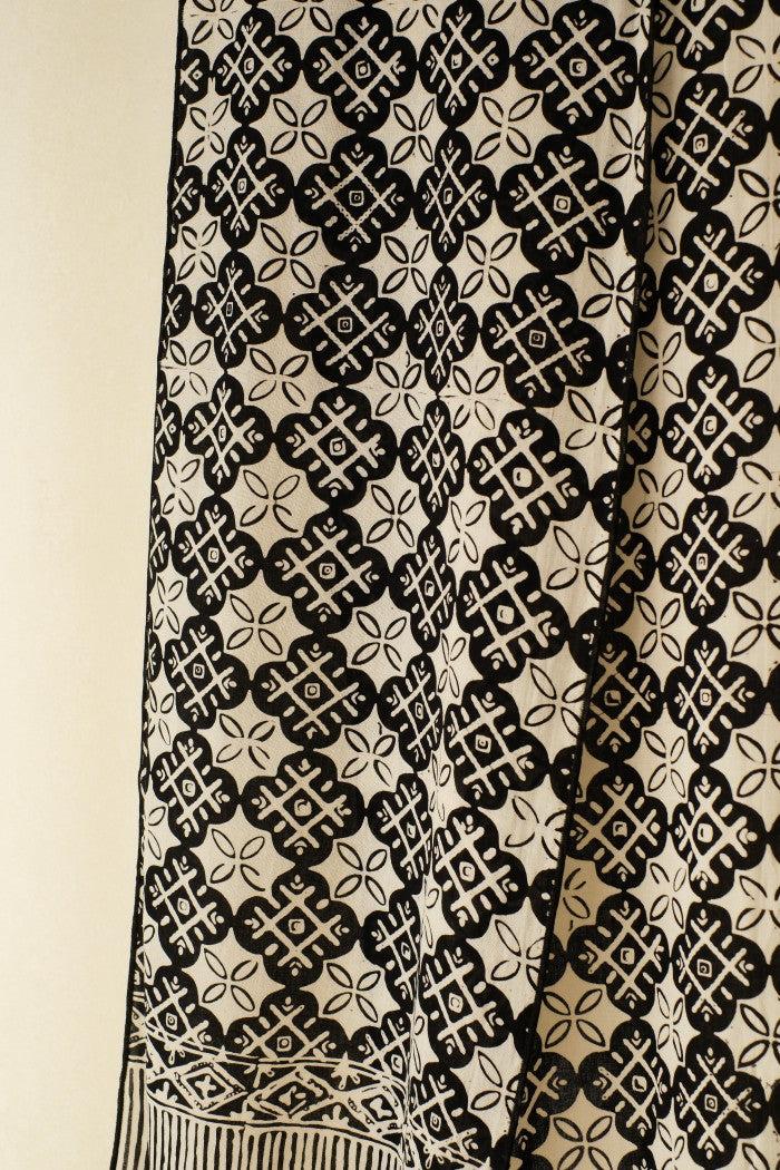 Scarf Batik TCE Kawung XO Black