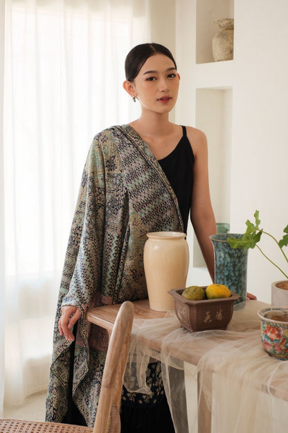 Rimba Jawi in Blue Pink - Selendang Sutra Batik Tulis