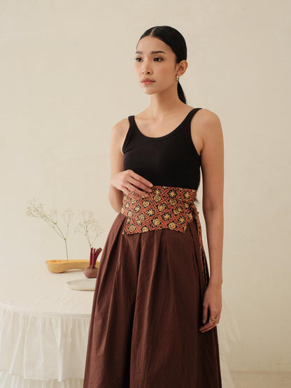 Nadia in Sogan - Obi Belt Batik