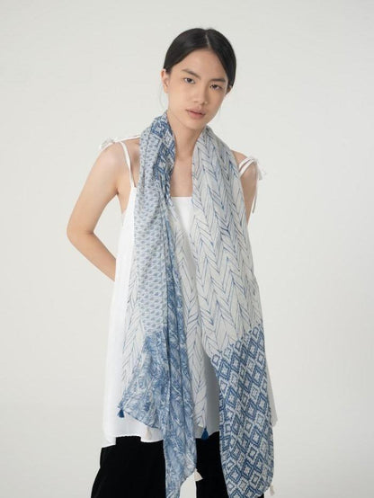 (DEFECT SALE) Raras Blue Shawl