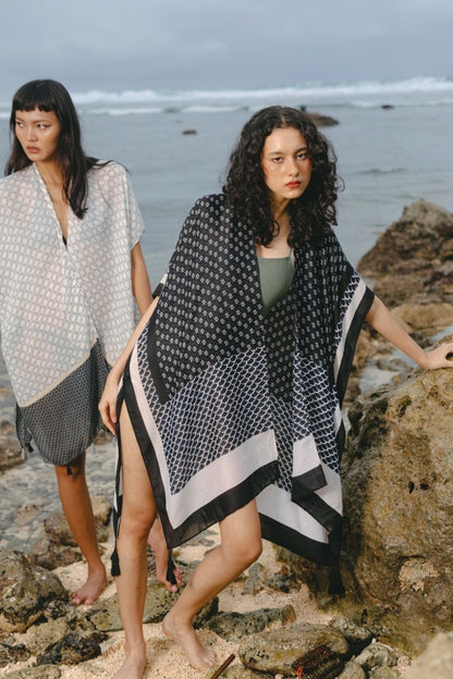 Halia Outer