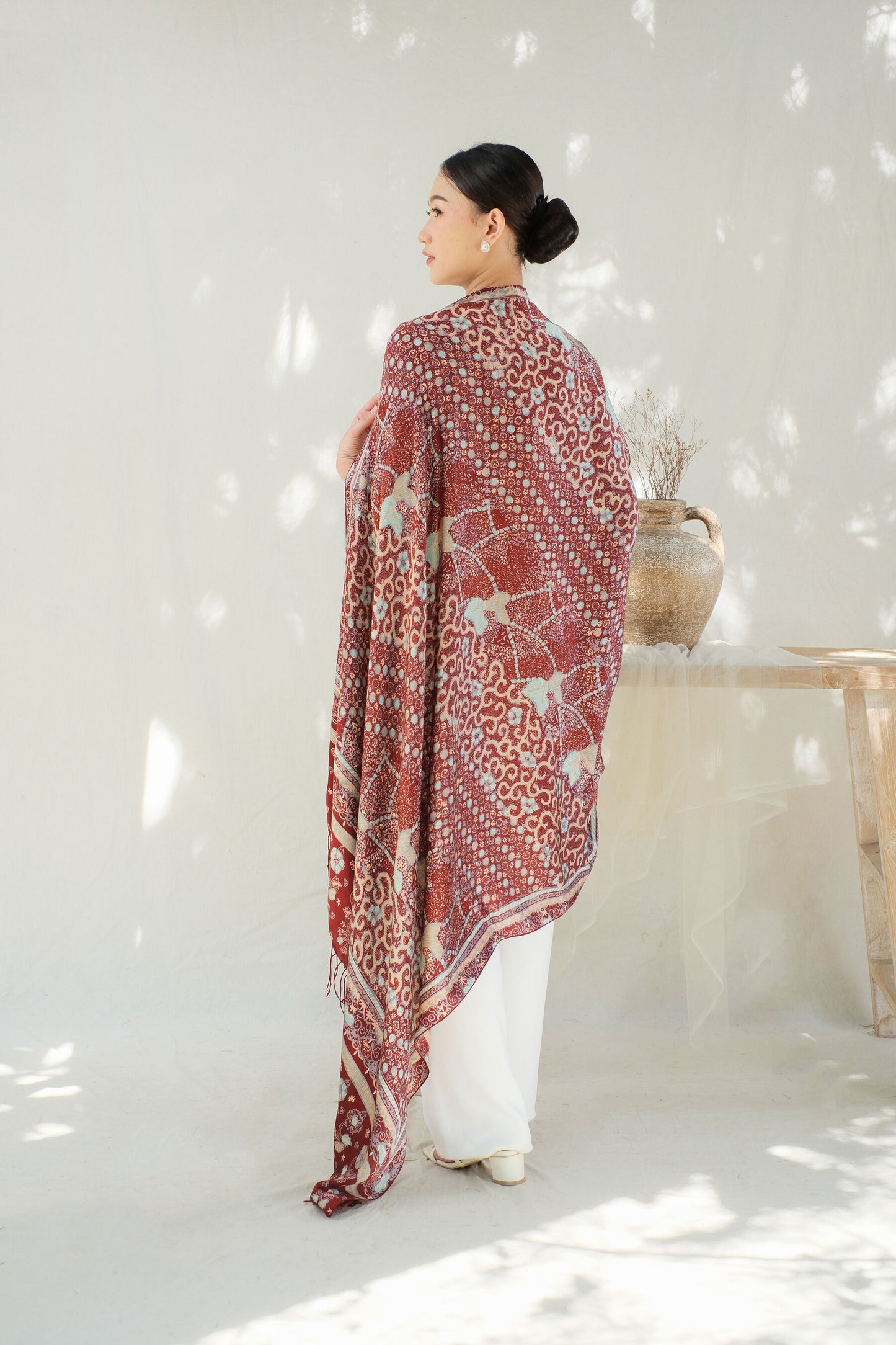 Sangga Langit in Red - Selendang Sutra Batik Tulis