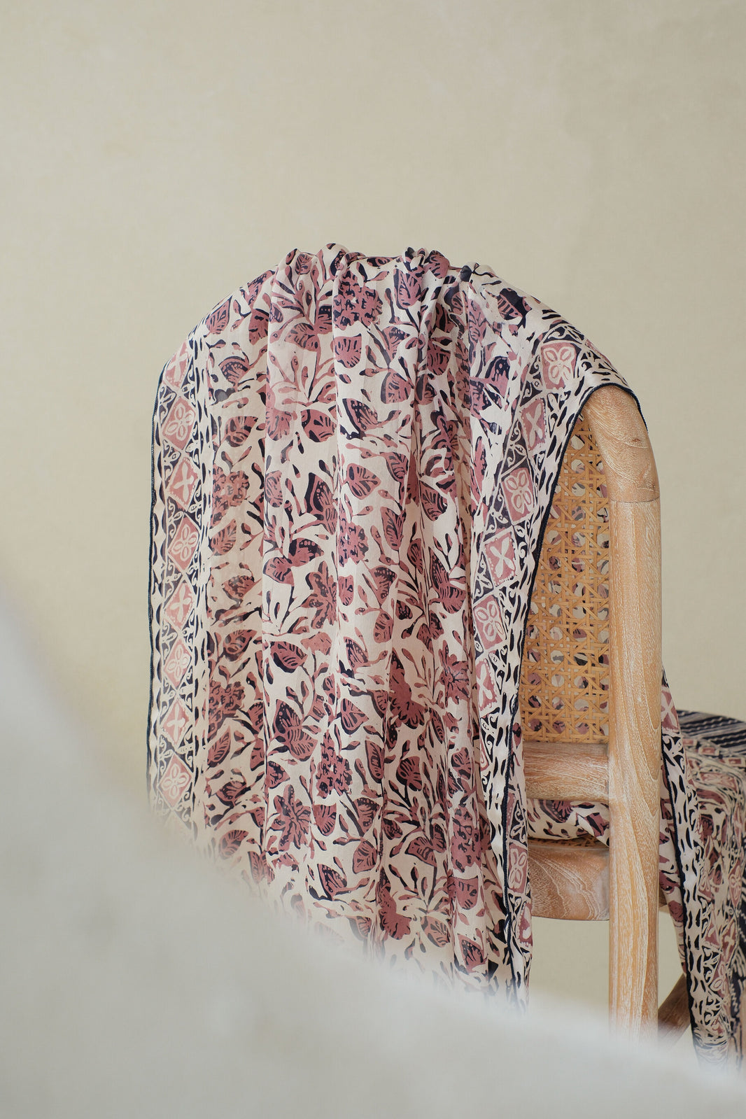 Syal Batik Sutra Merana in Brown - 55
