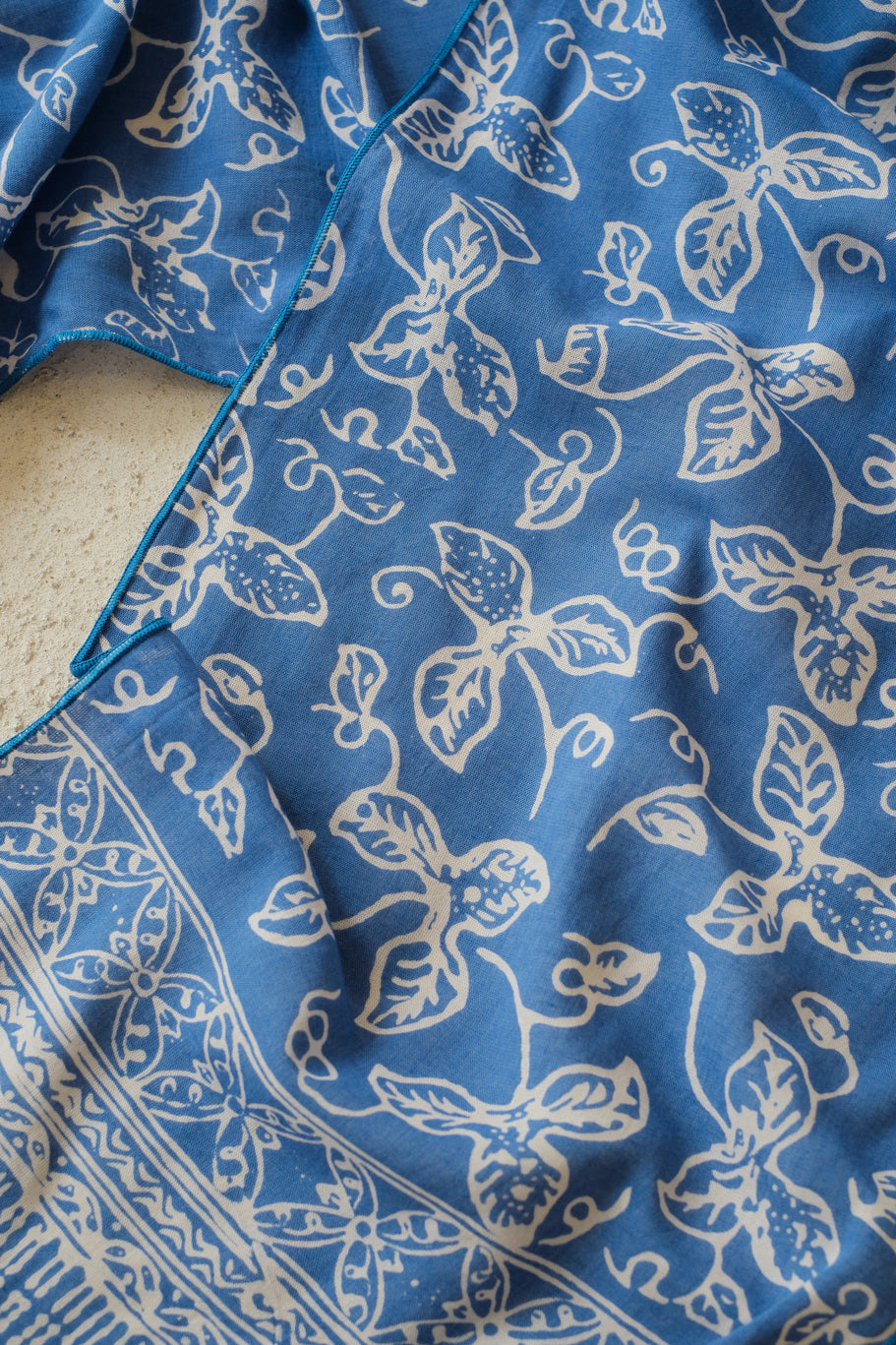 Scarf Batik TCB Daun Rambat Blue