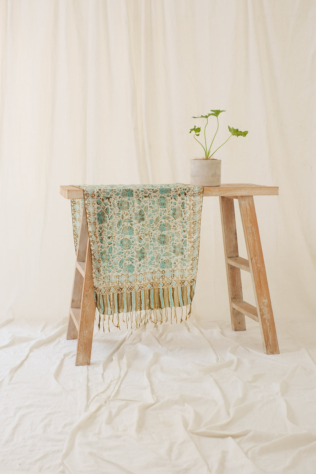 Syal Batik Sutra Green 02 - 55