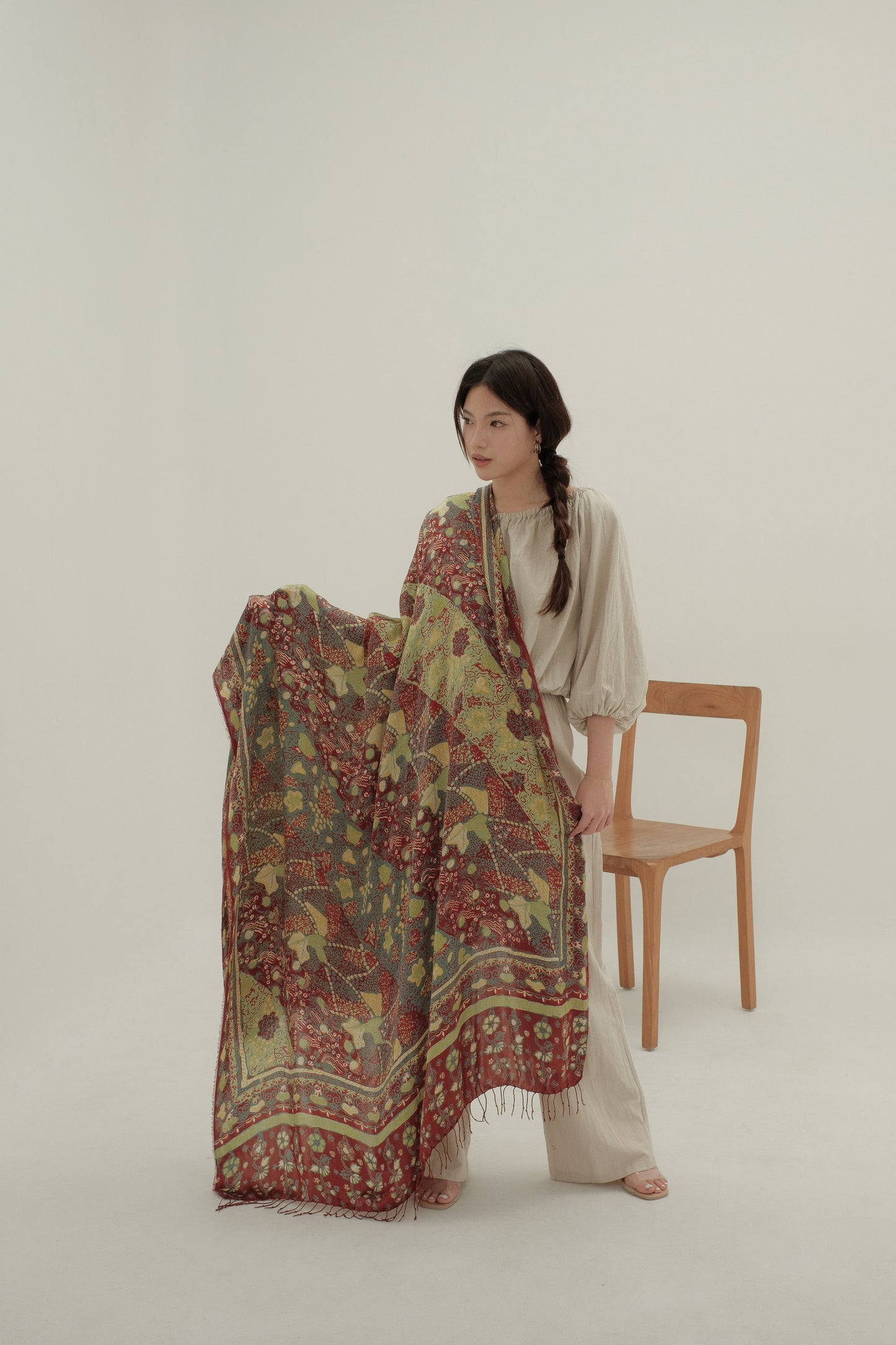 Sangga Langit in Red Green - Selendang Sutra Batik Tulis