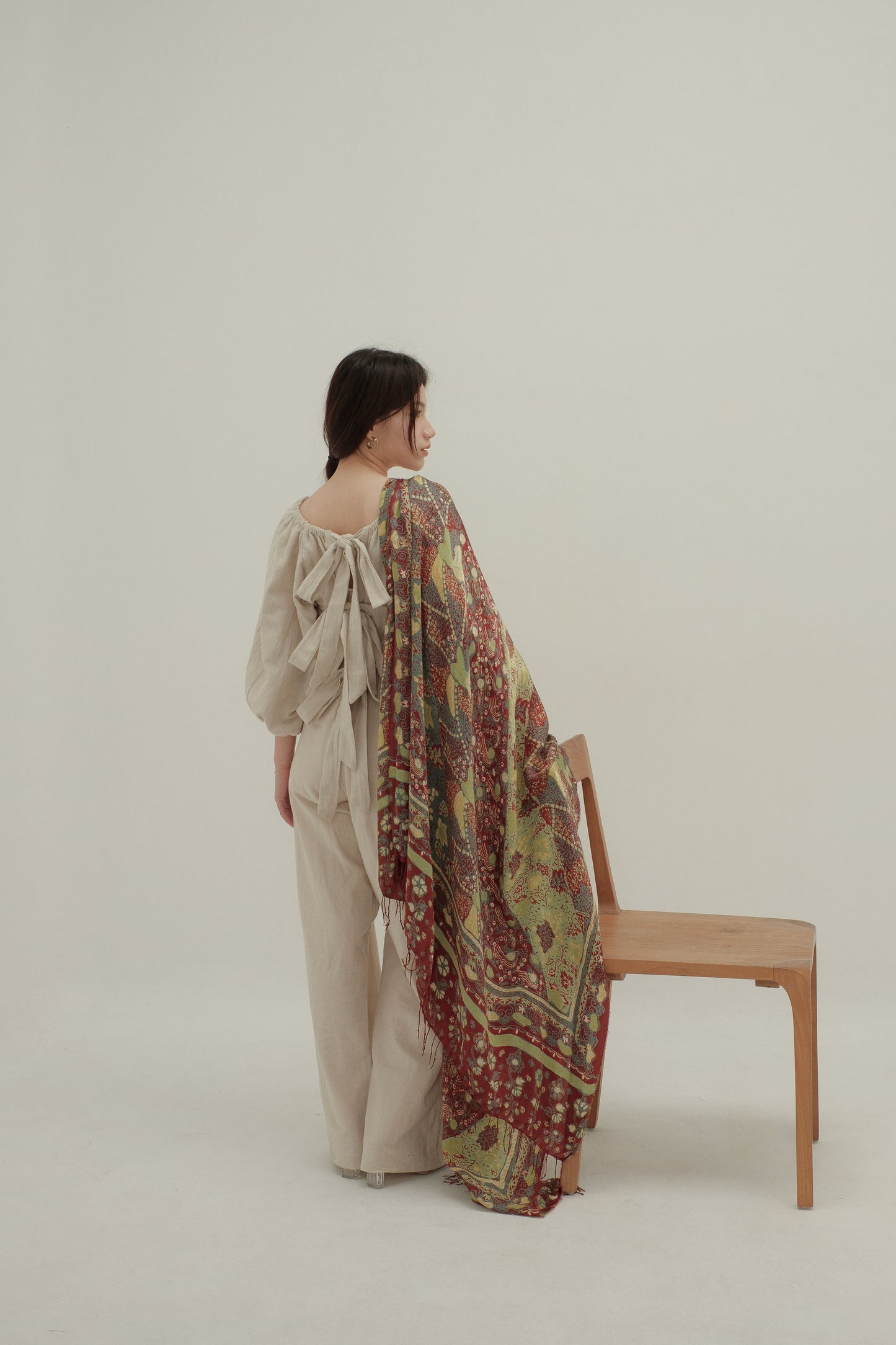 Sangga Langit in Red Green - Selendang Sutra Batik Tulis